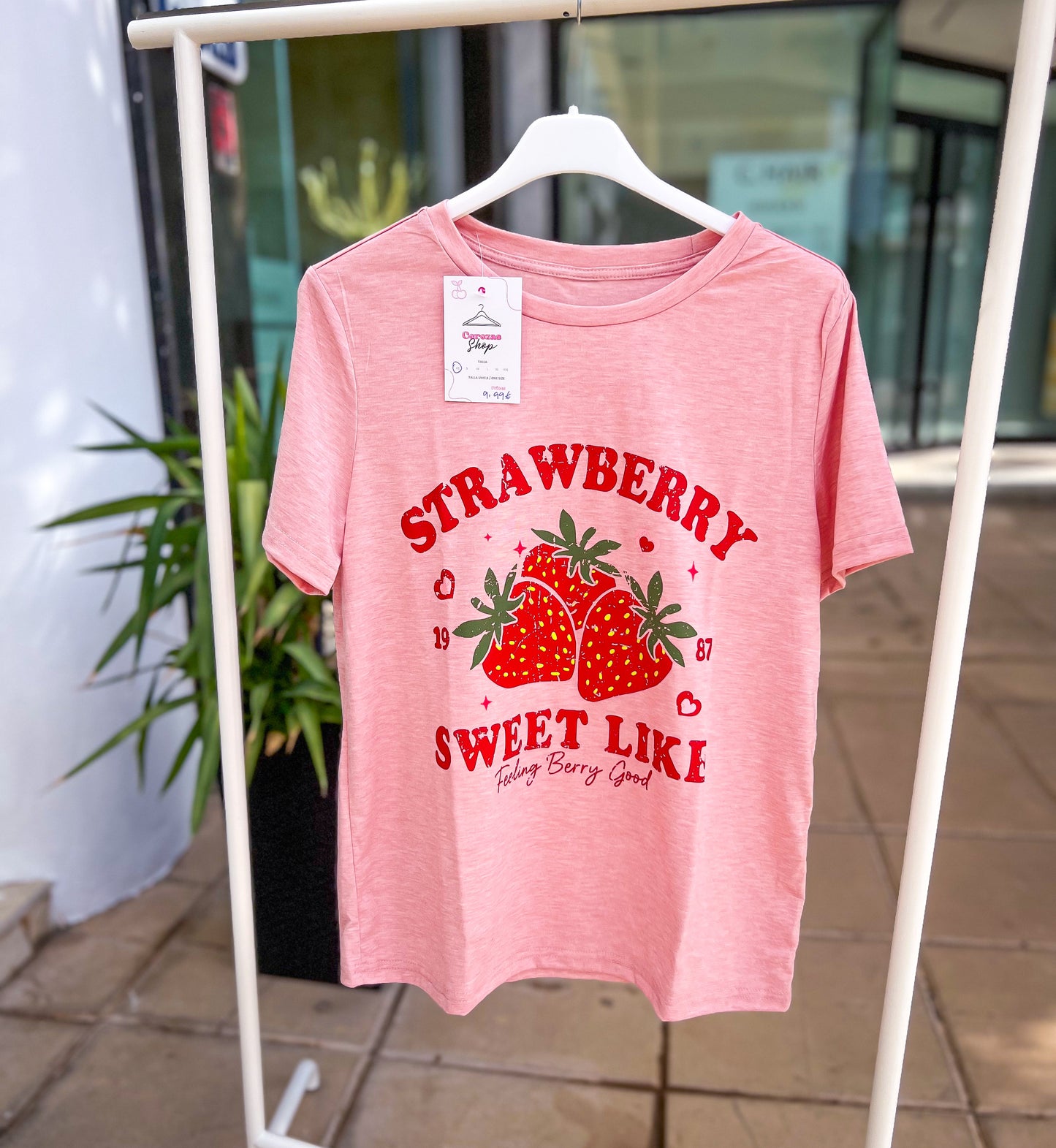 Camiseta Strawberry